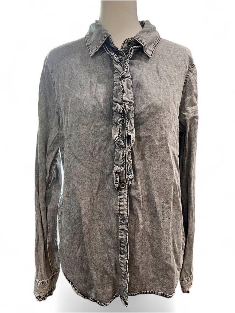 Women’s Ruffle-Front Button-Down Shirt - Gray